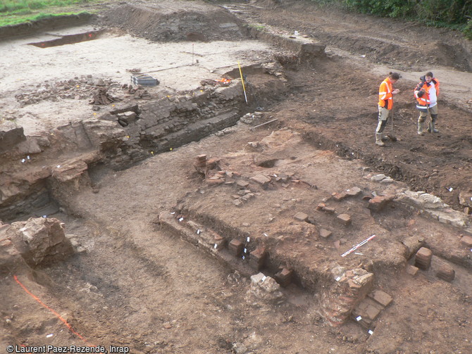 Vue g&eacute;n&eacute;rale des thermes gallo-romains &agrave; Portbail (Manche).
