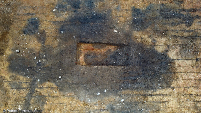 Vue aérienne d'une concentration de structures coalescentes de l'âge du Bronze sur le site de Brancale à Monte (Haute)Corse) 