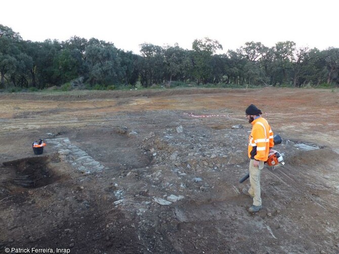 Outre la période protohistorique, le site de Brancale à Monte (Haute-Corse) a livré des témoignages d'occupations plus tardives. Un bâtiment en pierres, de plan rectangulaire (8,20 m sur 6 m) a été mis au jour, du bas Moyen Âge, ou époque moderne (?). 