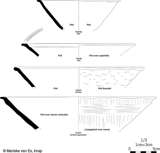 Différents vases à profil tronconique du Bronze final issus du silo 78, Oberschaeffolsheim (Bas-Rhin).
