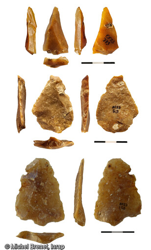 Pointes Levallois d&eacute;couvertes dans le niveau du Pal&eacute;olithique moyen sur le site Gustave Eiffel &agrave; Tours (Indre-et-Loire).