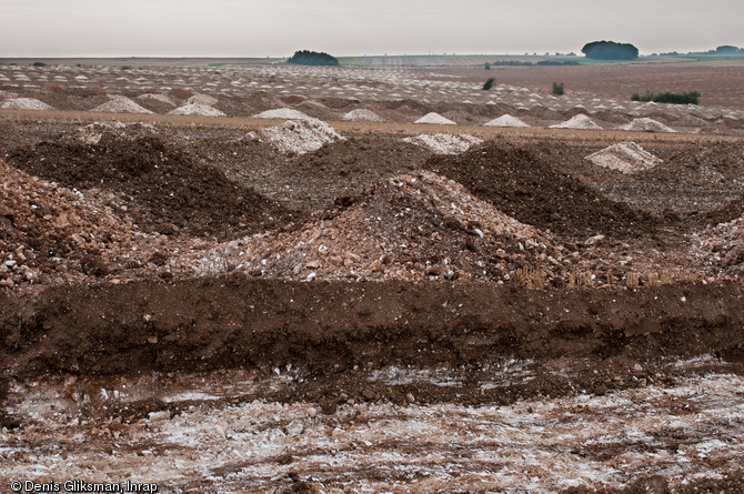 Diagnostics arch&eacute;ologiques &agrave; Etricourt-Manancourt (Somme) sur le canal Seine-Nord Europe, 2009.