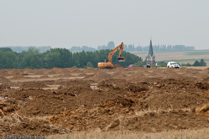 Diagnostics arch&eacute;ologiques &agrave; Etricourt-Manancourt (Somme) sur le canal Seine-Nord Europe, 2009.