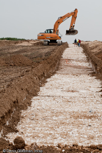 Diagnostics arch&eacute;ologiques &agrave; Etricourt-Manancourt (Somme) sur le canal Seine-Nord Europe, 2009.
