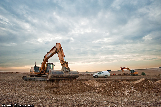 Diagnostics arch&eacute;ologiques &agrave; Etricourt-Manancourt (Somme) sur le canal Seine-Nord Europe, 2009.