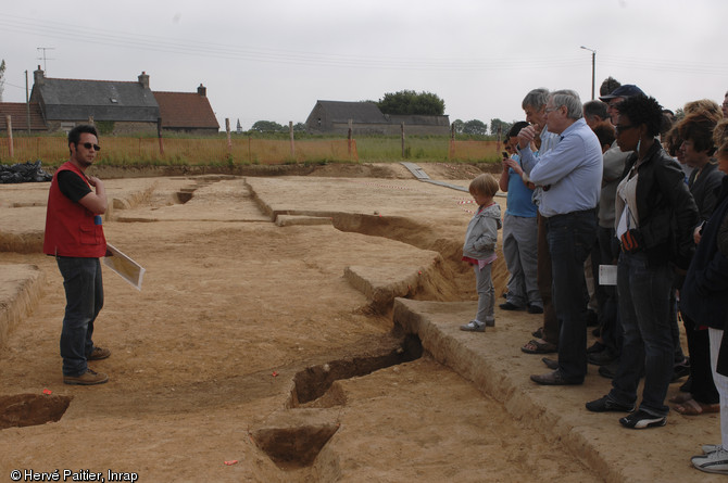 Près de trois mille visiteurs se sont succédé sur le site archéologique de Lannion lors de la journée portes ouvertes le 5 juin 2010.