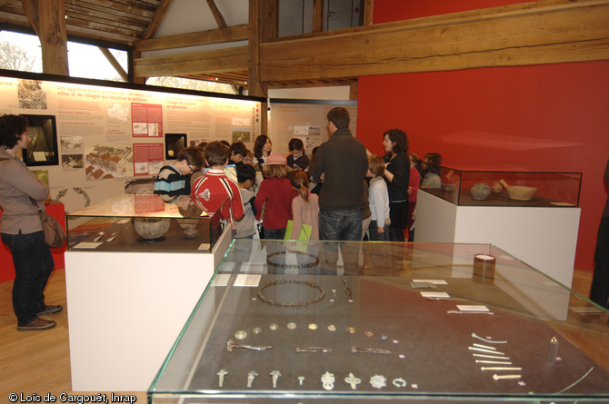 Une animation scolaire à Chamerolles (Loiret), 2009-2010.  