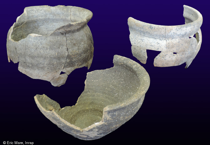 C&eacute;ramiques gallo-romaines mises au jour dans l'enclos de l'&eacute;tablissement agricole d'Auvers-le-Hamon (Sarthe), Ier-IIe&nbsp;s. de notre &egrave;re, 2013.