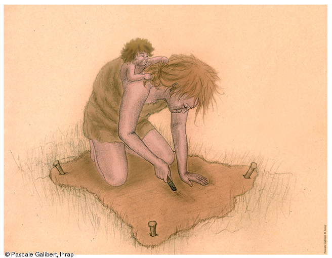 Hypoth&egrave;se de restitution du travail de la peau &agrave; l'aide d'un outil en silex (grattoir) emmanch&eacute;