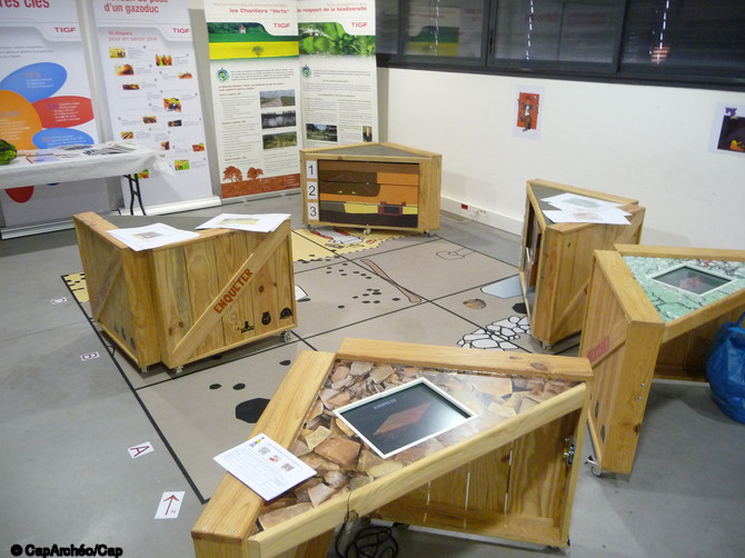 Atelier Stratigraphie r&eacute;alis&eacute; par Cap'Arch&eacute;o/Cap sciences et pr&eacute;sent&eacute; lors de l'exposition  les Gaulois d'Aquitaine  &agrave; l'Arch&eacute;op&ocirc;le, Universit&eacute; de Bordeaux Montaigne, 2011.