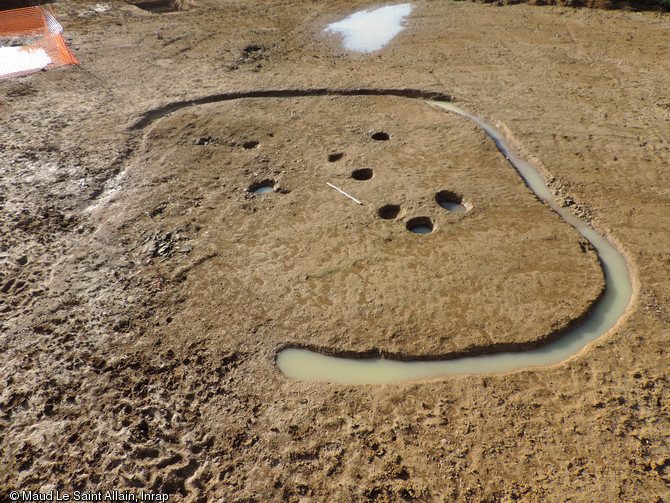 Monument fossoyé funéraire de la période gauloise (IIe et Ier siècles avant notre ère) à Boufféré (Vendée), 2015. 